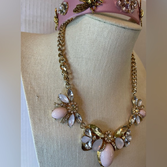 Bundle: 2 Fashionable Headbands, Earrings, Sparkly Statement Necklace - Picture 13 of 17